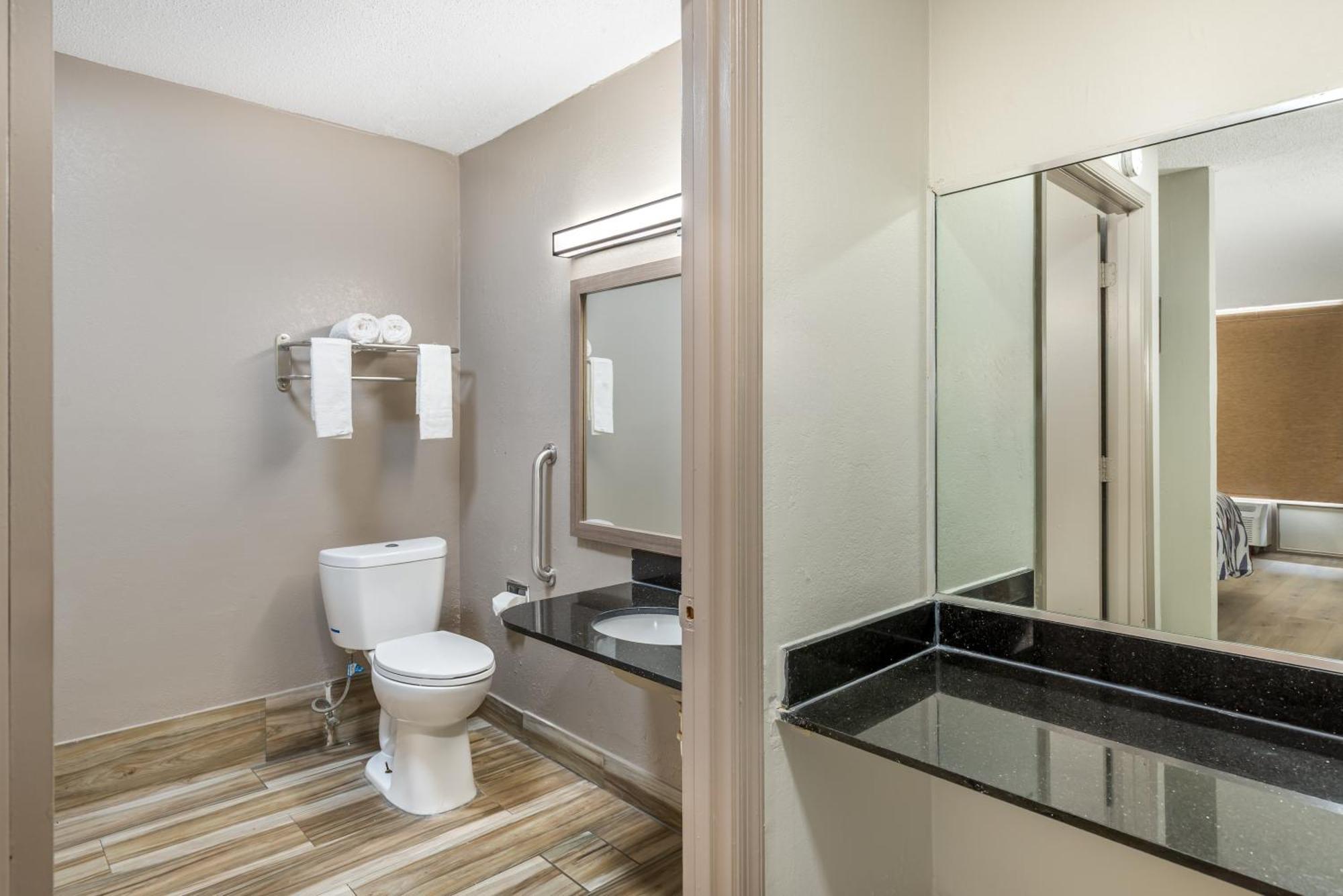 Red Roof Inn Richmond, Va Екстер'єр фото